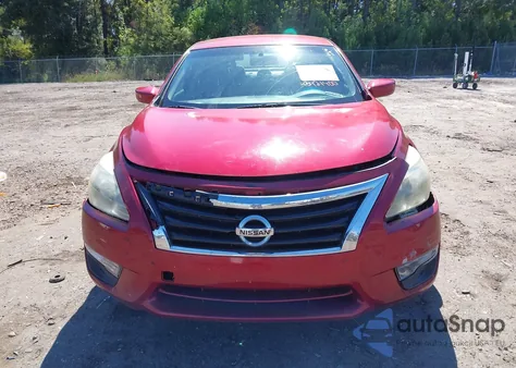 2015 Nissan Altima 2.5 S из США, поврежденный, VIN 1N4AL3AP2FC119948